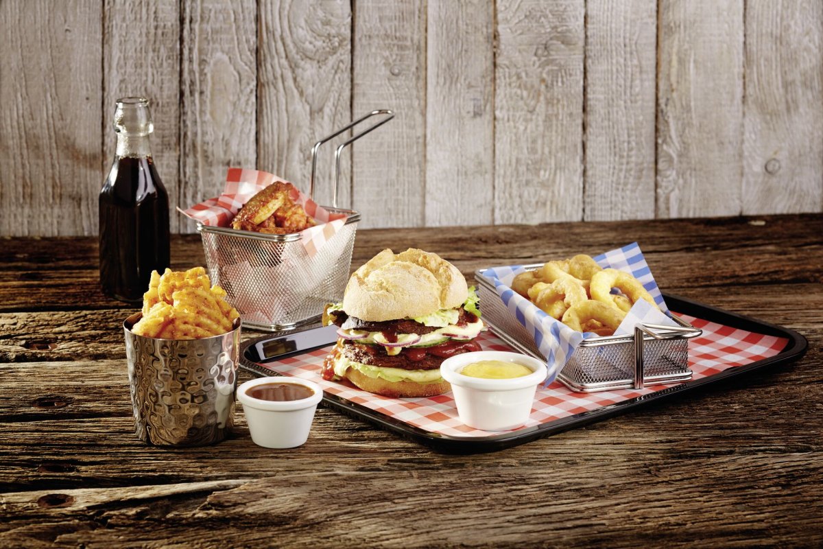 Snack Holder "gehämmert" (1)