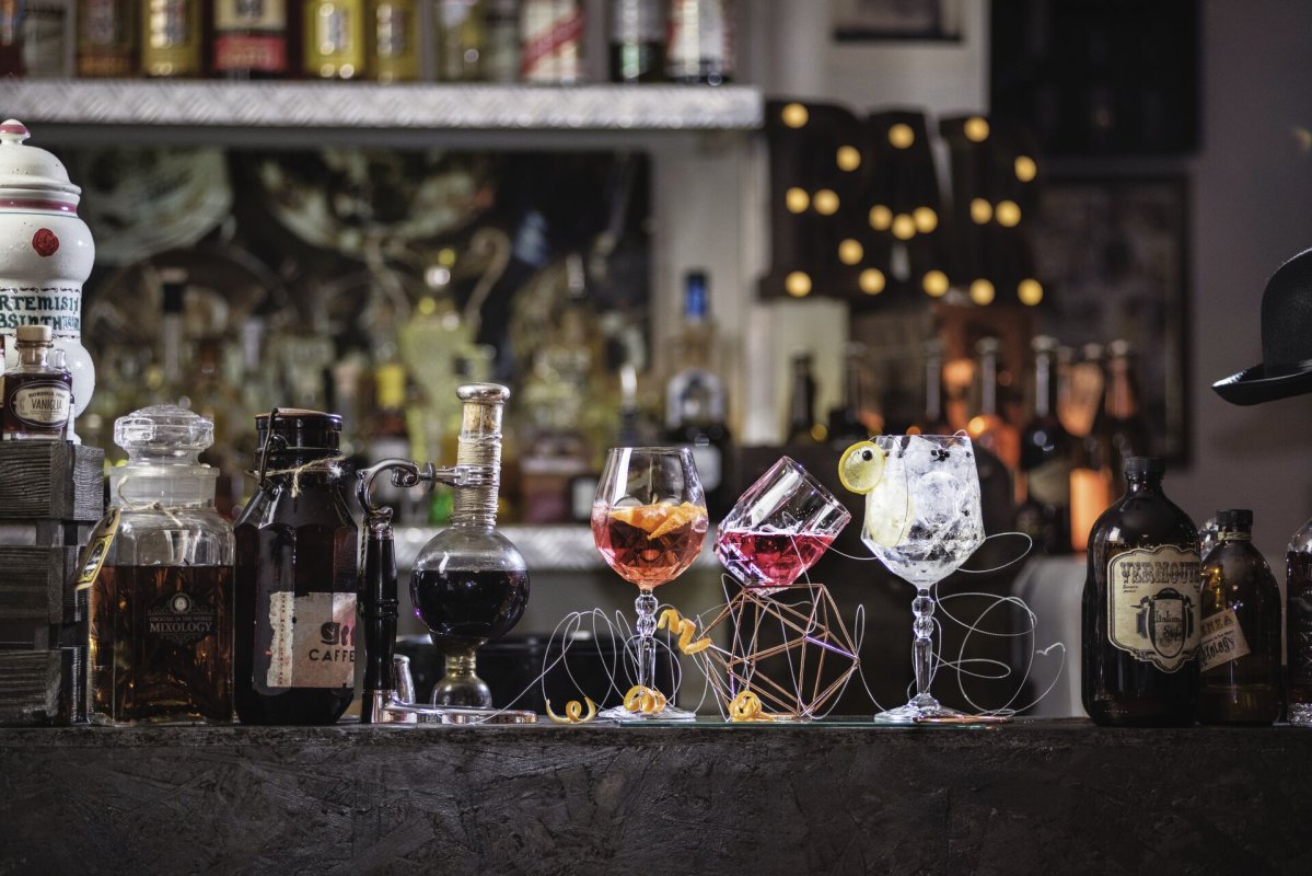 Glasserie "Alkemist" Cocktailglas 670ml (4)