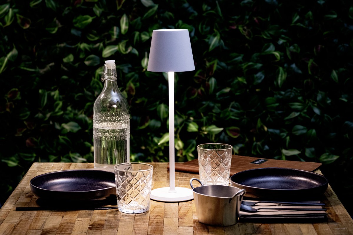 LED Tischleuchte "Feline" weiß (3)