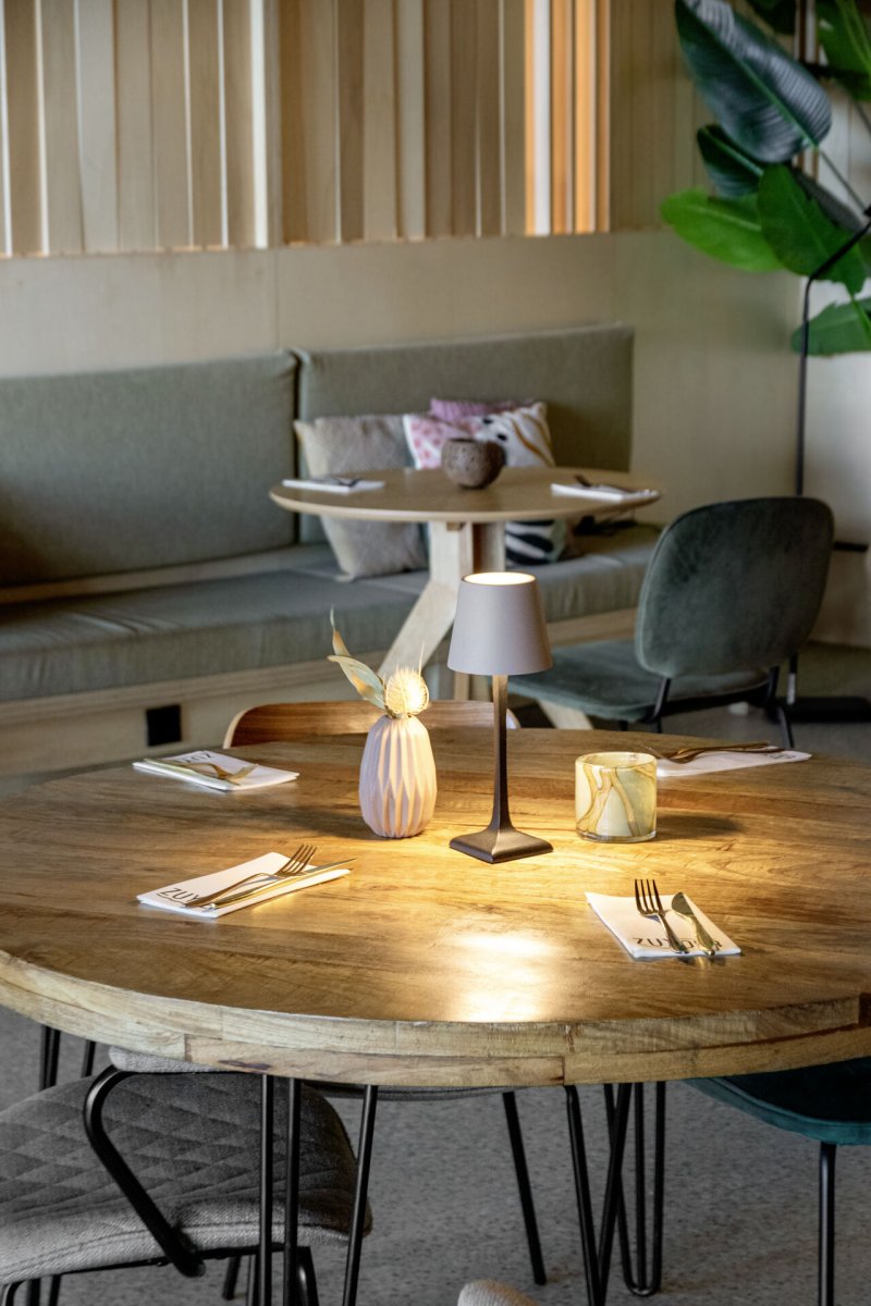 LED Tischleuchte "Milano" (5)